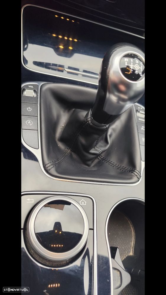 Mercedes-Benz C 180 d Station AMG Line - 4