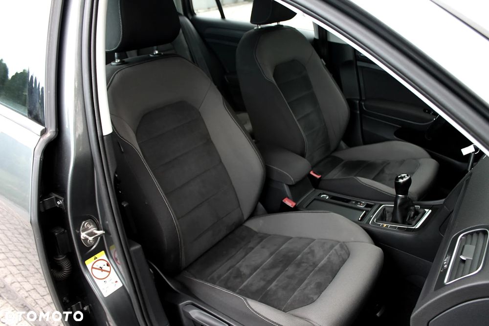 Volkswagen Golf VII 1.6 TDI BMT Highline - 17