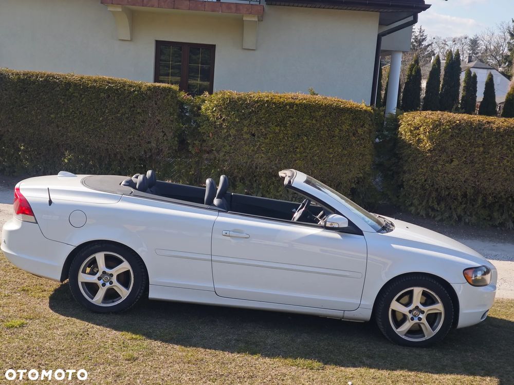 Volvo C70 2.0D Momentum - 31