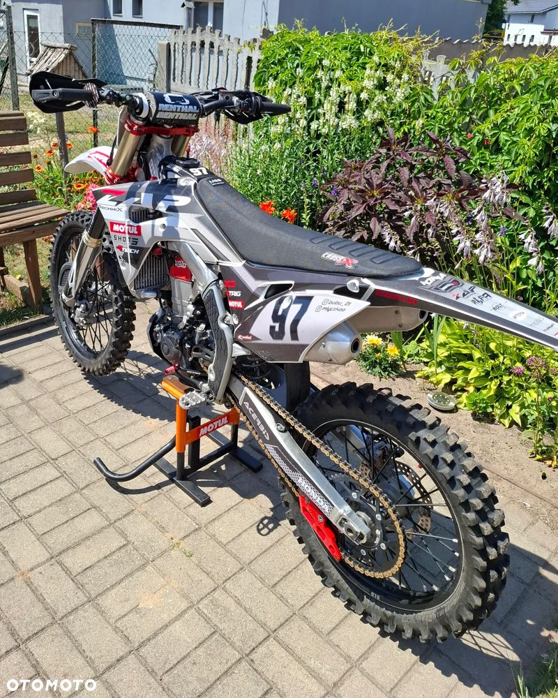 Honda CRF - 17