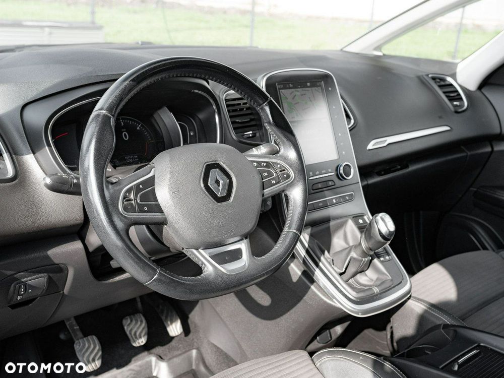 Renault Scenic - 7