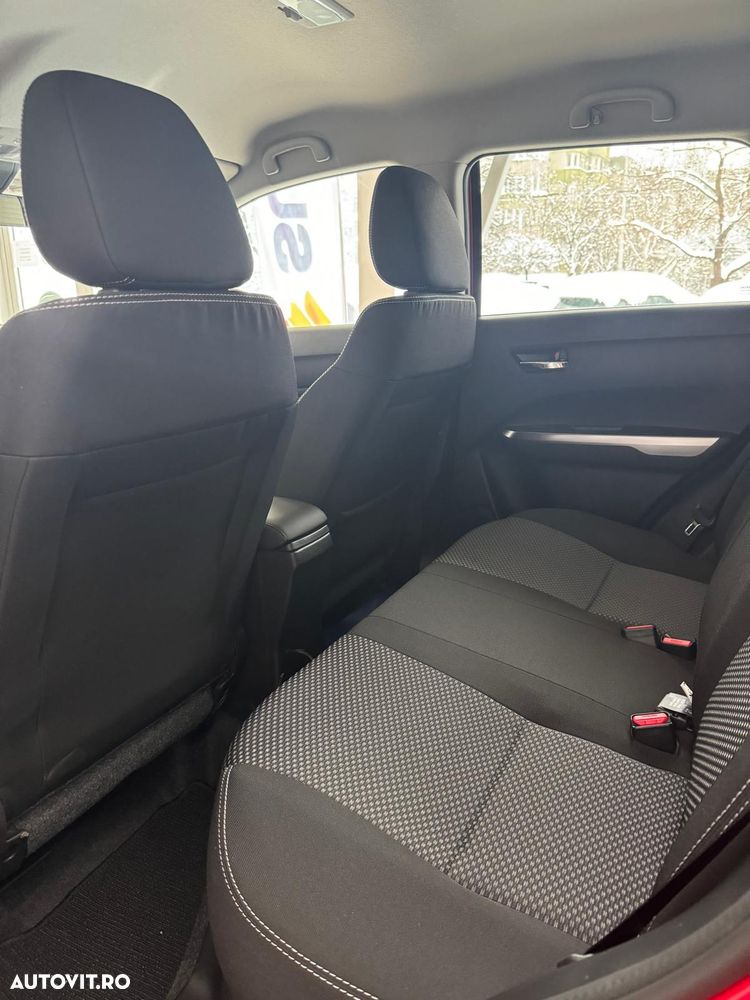 Suzuki Vitara 1.4 Boosterjet 6MT MHEV Passion - 8