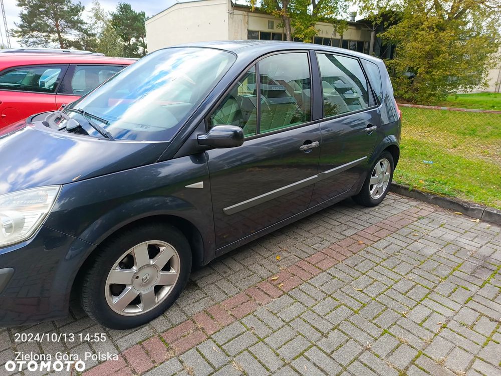 Renault Scenic 2.0 16V Emotion - 4