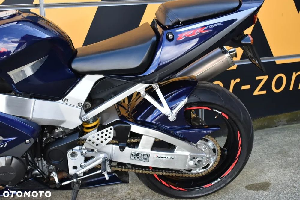Honda CBR - 11