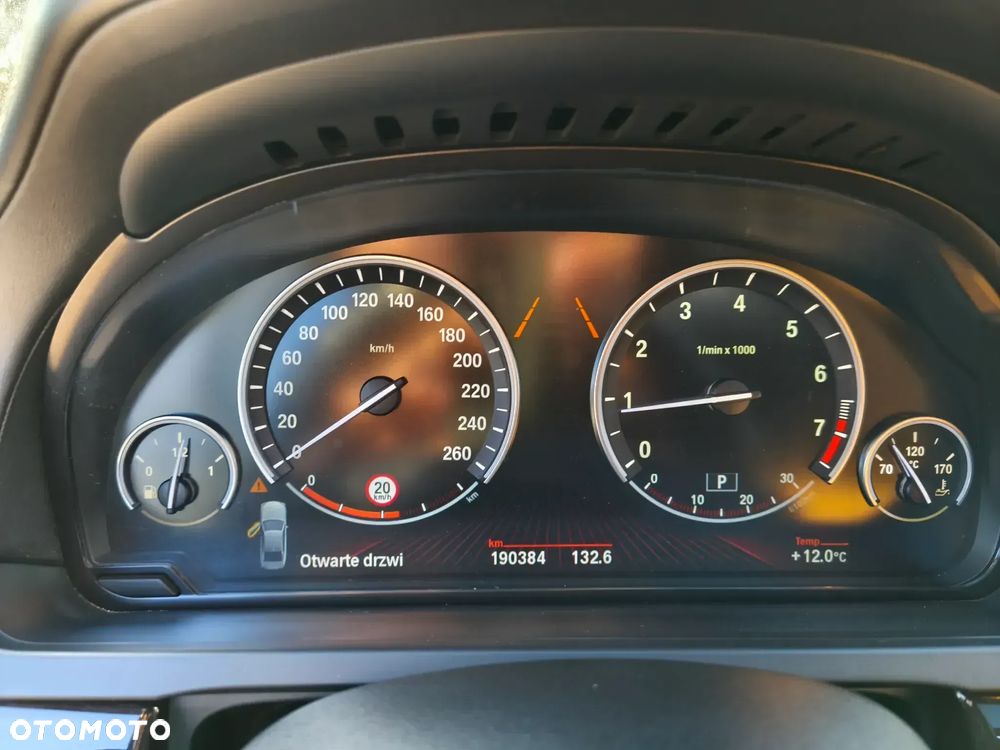 BMW Seria 7 750Li - 20