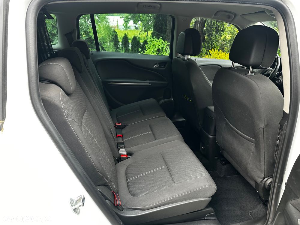 Opel Zafira 2.0 D (CDTI ecoFLEX) Start/Stop Business Innovation - 16