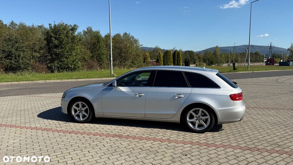 Audi A4 Avant - 22