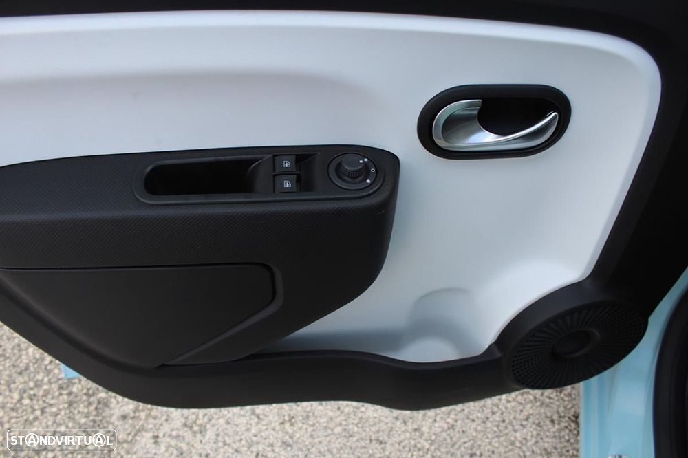 Renault Twingo Z.E. 22 Zen - 12