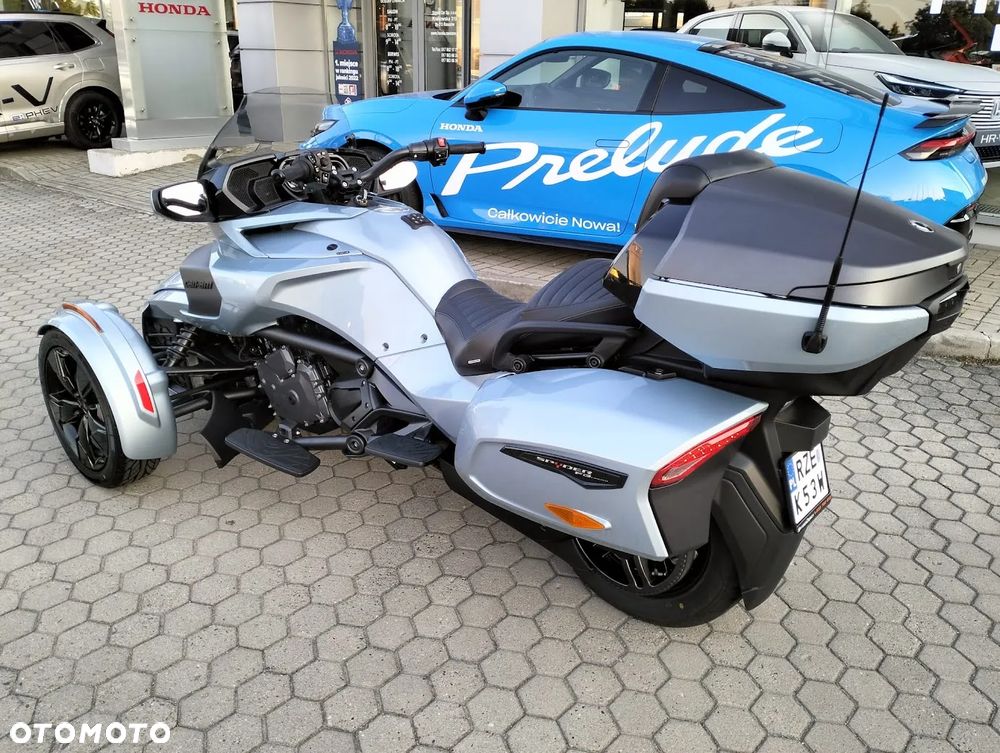 Can-Am Spyder - 7