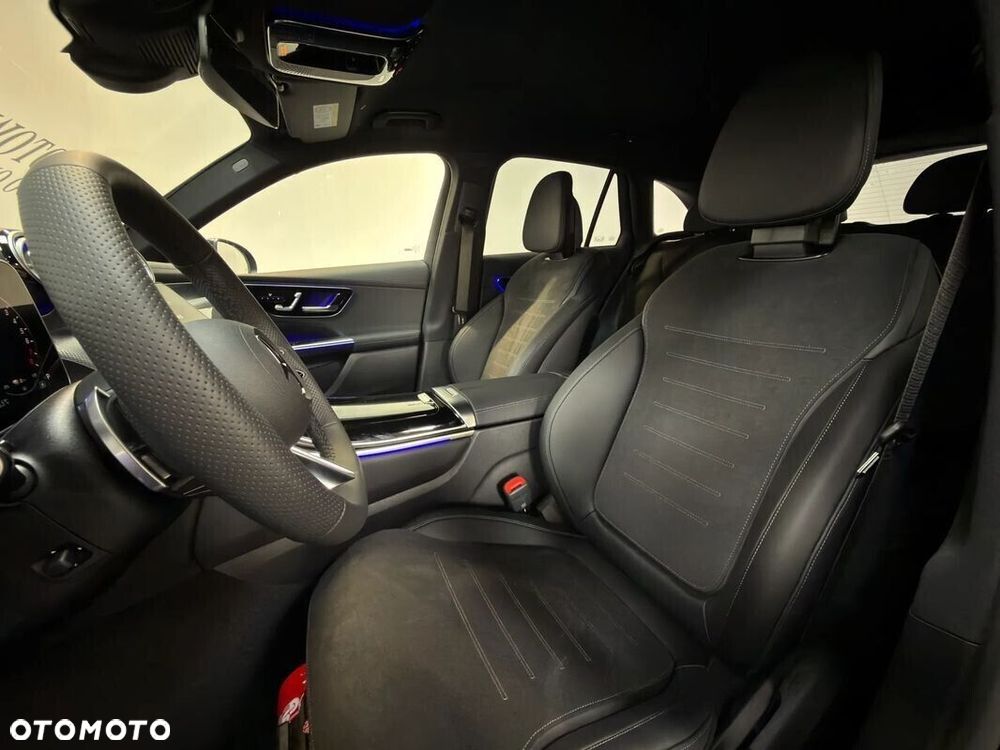 Mercedes-Benz GLC - 26