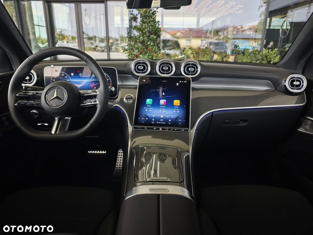 Mercedes-Benz GLC - 16