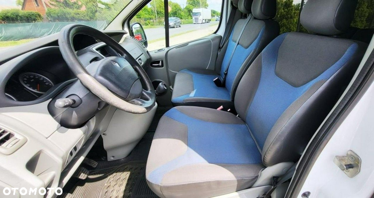 Renault Trafic - 8