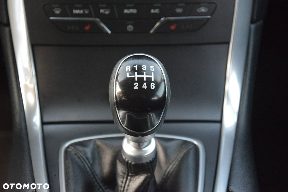 Ford S-Max 2.0 TDCi Titanium - 32