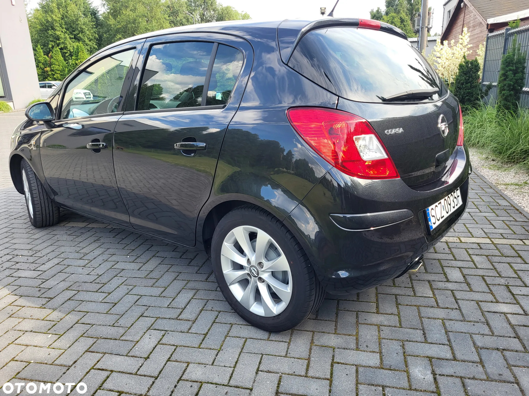 Opel Corsa 1.4 16V 150 Jahre - 4