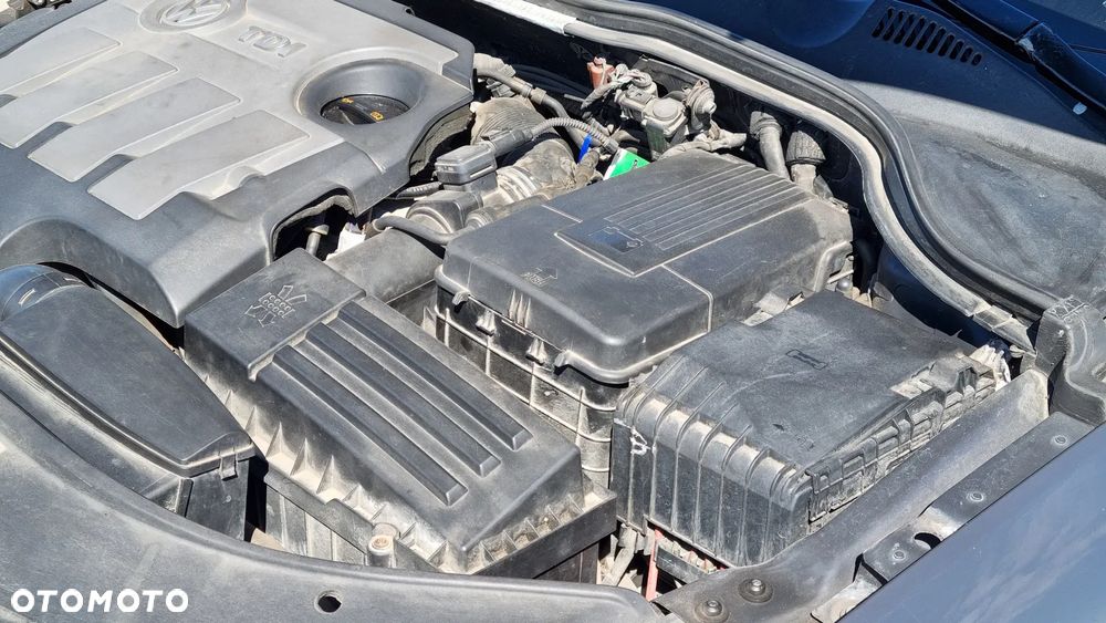 Volkswagen Passat 1.6 TDI Trendline - 26