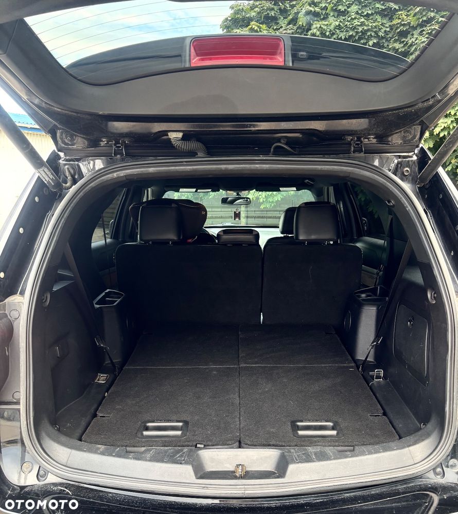 Ford Explorer - 25