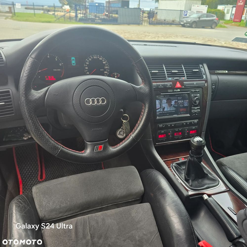 Audi A8 - 9