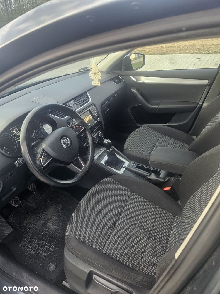 Skoda Octavia 1.6 TDI 4x4 Ambition - 7