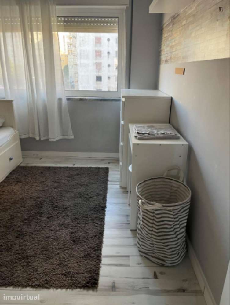 Quarto - localizado em Lisbon - Grande imagem: 5/10