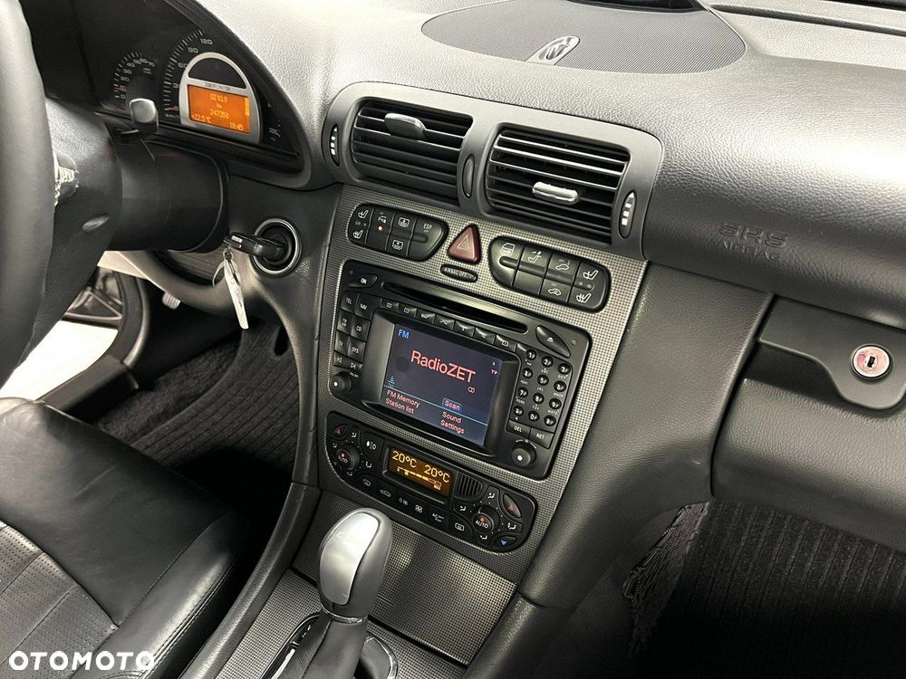 Mercedes-Benz Klasa C 32 AMG - 31