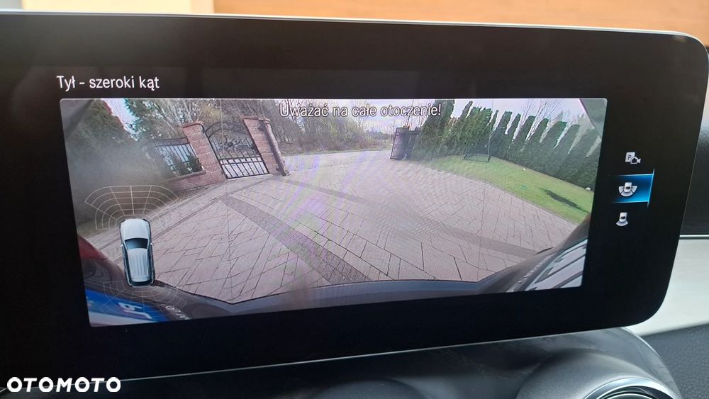 Mercedes-Benz GLC 200 d 4Matic 9G-TRONIC AMG Line Plus - 27