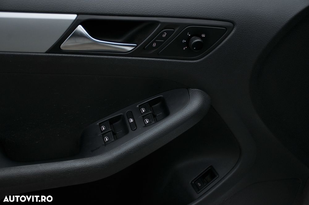 Volkswagen Jetta 1.2 TSI Trendline - 18