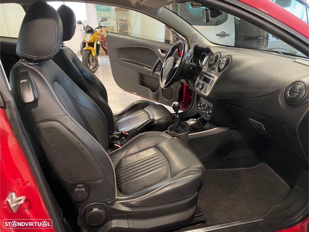 Alfa Romeo MiTo 1.4 MultiAir Distinctive - 13