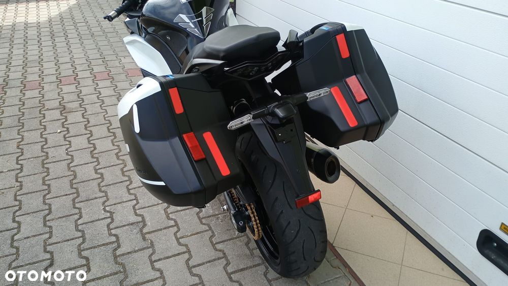 Kawasaki Ninja 1000 SX - 18