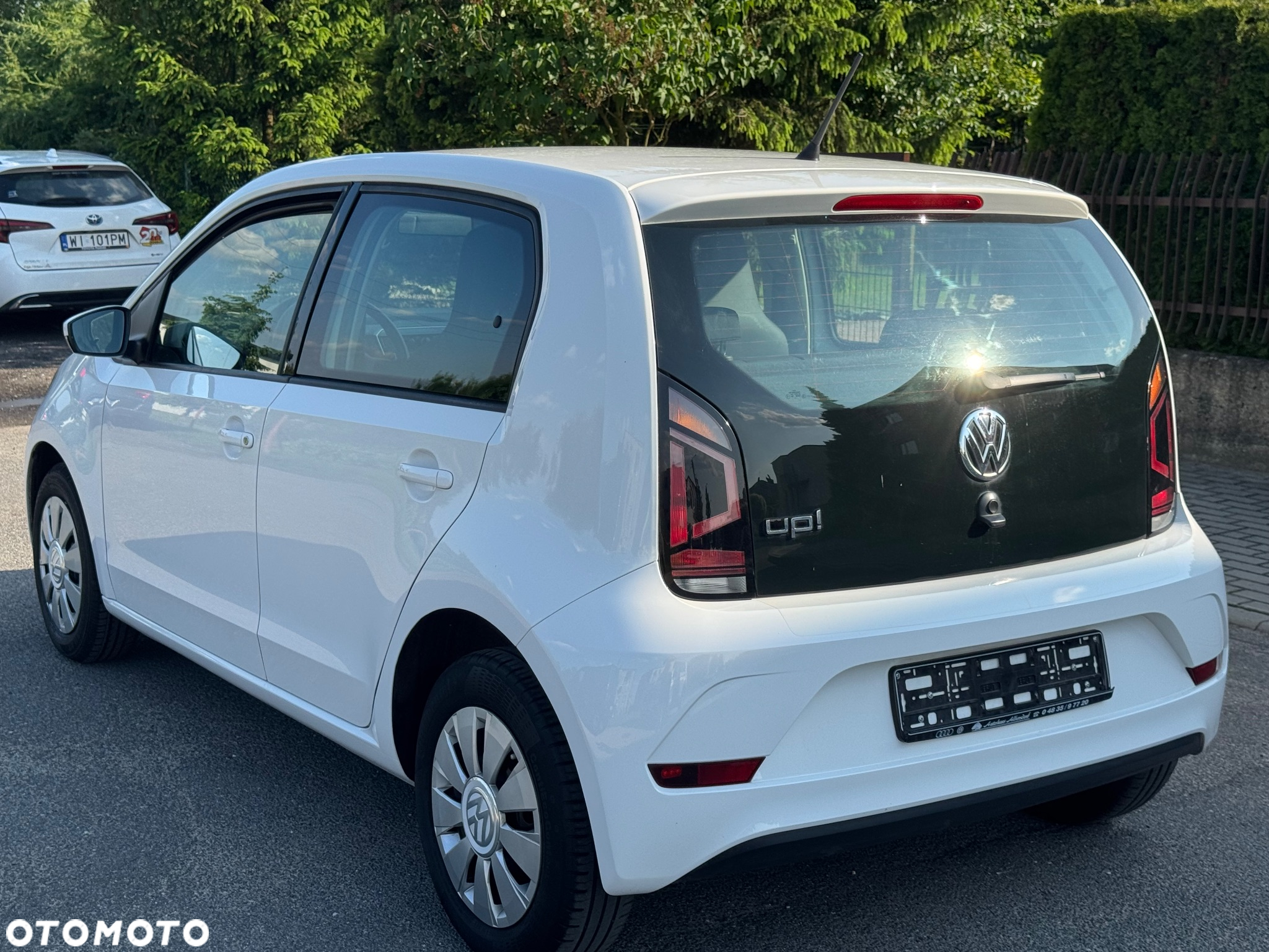 Volkswagen up! - 14