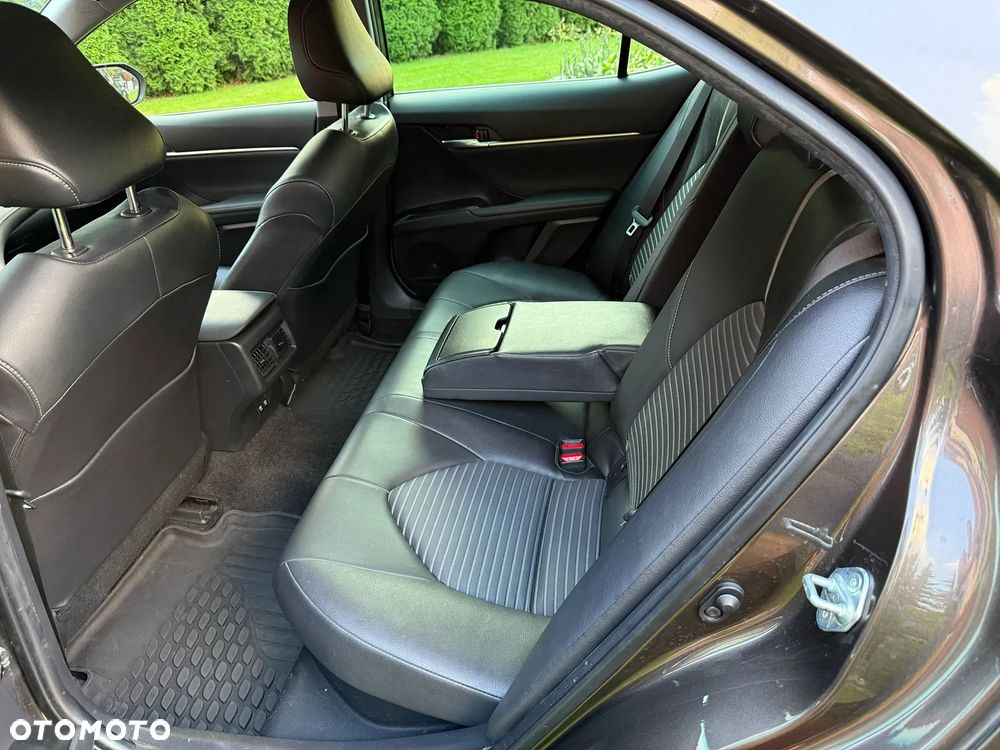 Toyota Camry 2.5 Hybrid Prestige CVT - 10