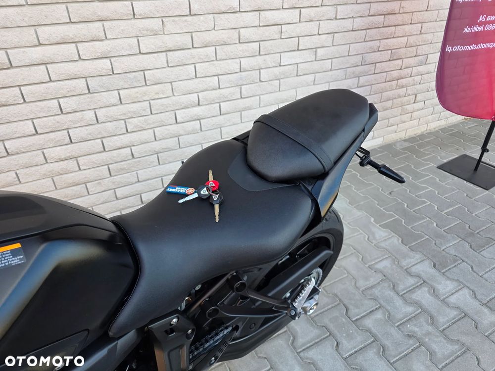 Yamaha MT - 17