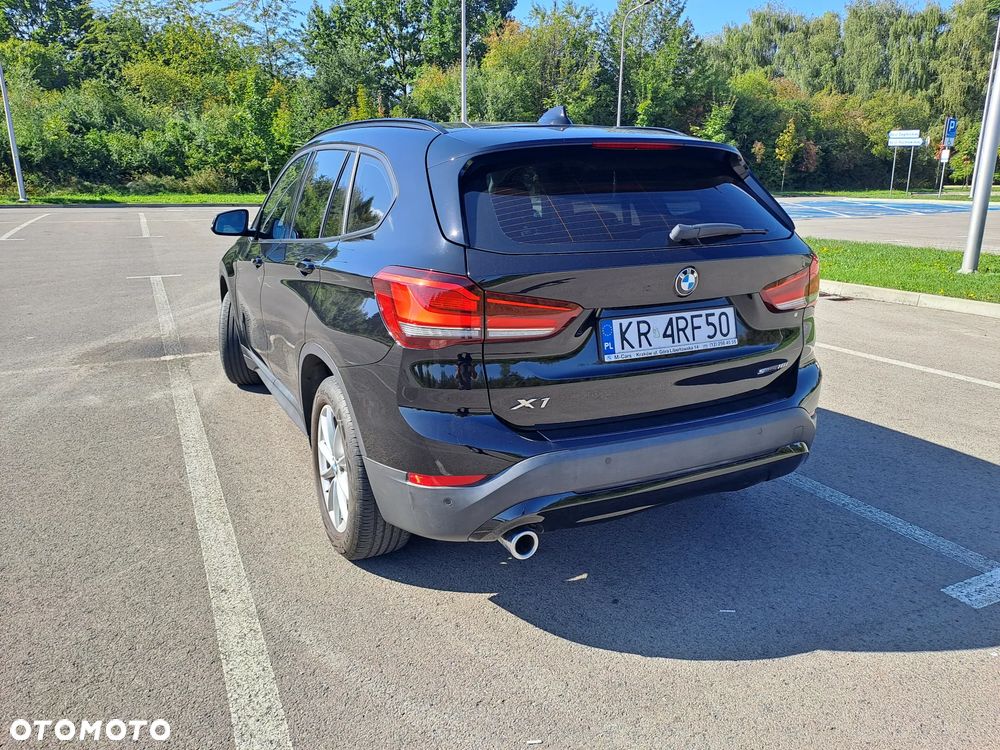 BMW X1 sDrive18i - 4