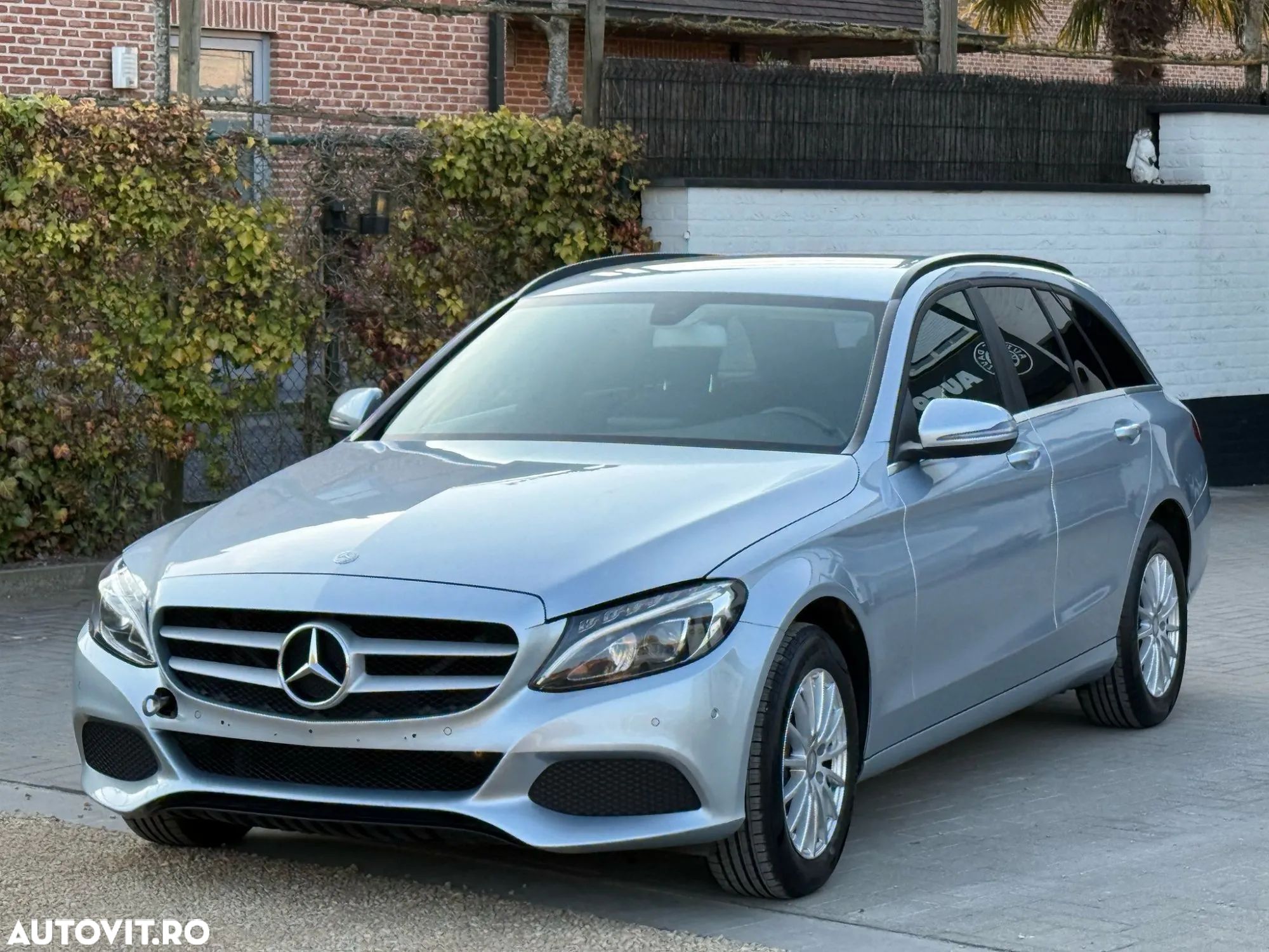Mercedes-Benz C 180 (BlueTEC) d T Exclusive - 1