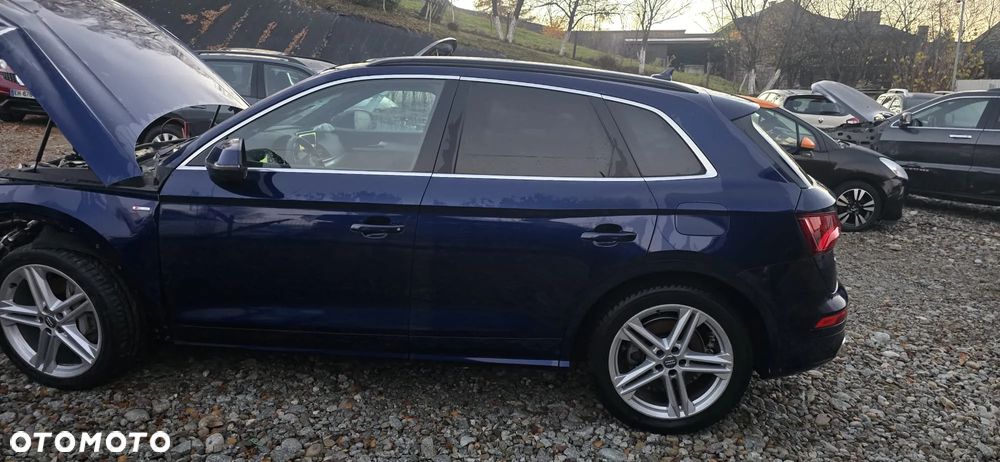 Audi Q5 e-hybrid quattro 220 kW - 1