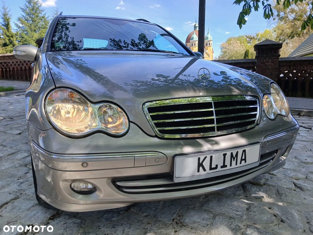 Mercedes-Benz Klasa C 180 Kompressor Automatik Avantgarde - 31