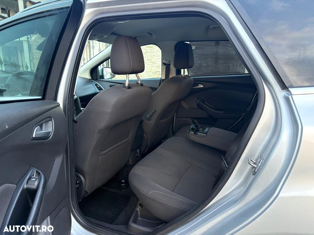 Ford Focus 1.0 EcoBoost Start Stop Titanium - 11