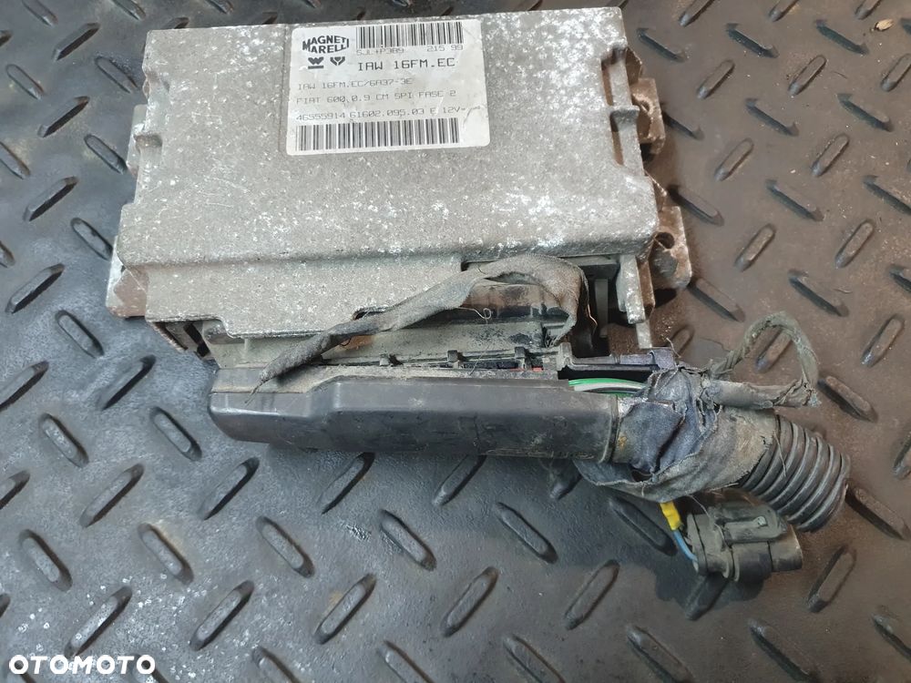 FIAT SEICENTO STEROWNIK SILNIKA 46555914 0,9 900 IAW16FM.EC POSIADAM 5 SZT - 9