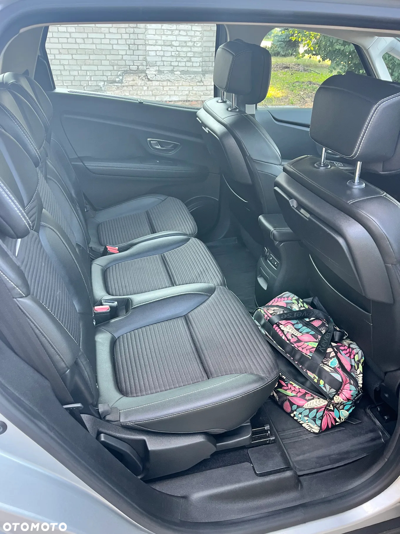 Renault Scenic - 8