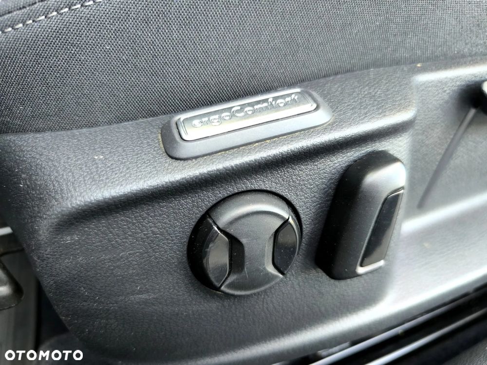 Volkswagen Passat 1.8 TSI BMT Comfortline DSG - 33