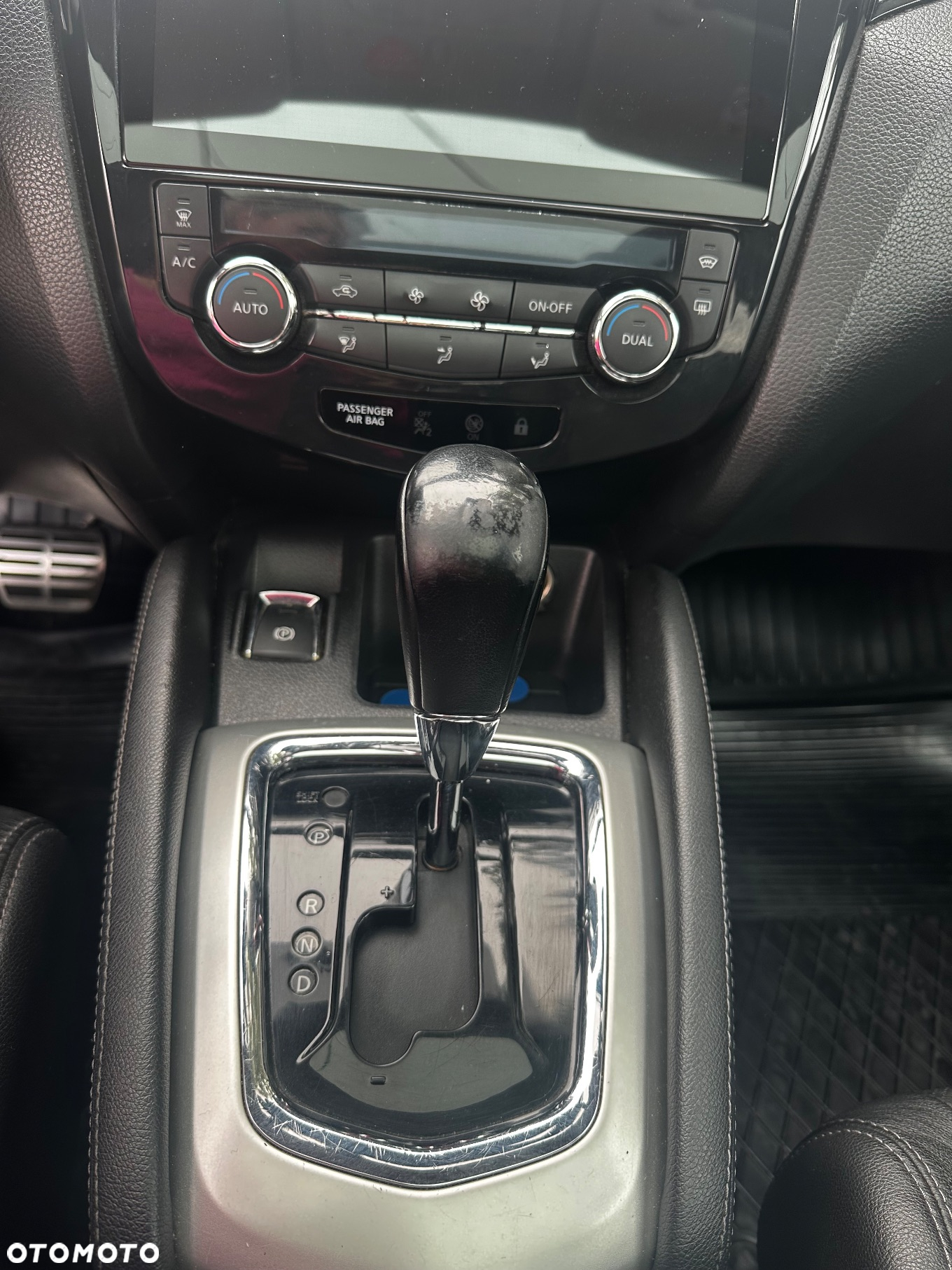 Nissan Qashqai 1.6 DCi Tekna Xtronic EU6 - 13