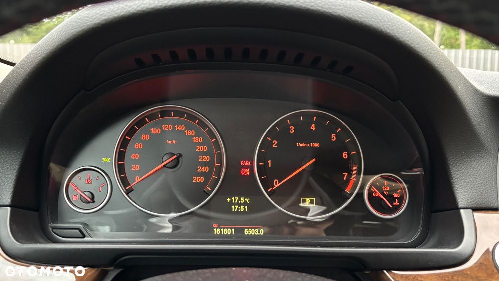 BMW Seria 5 - 22