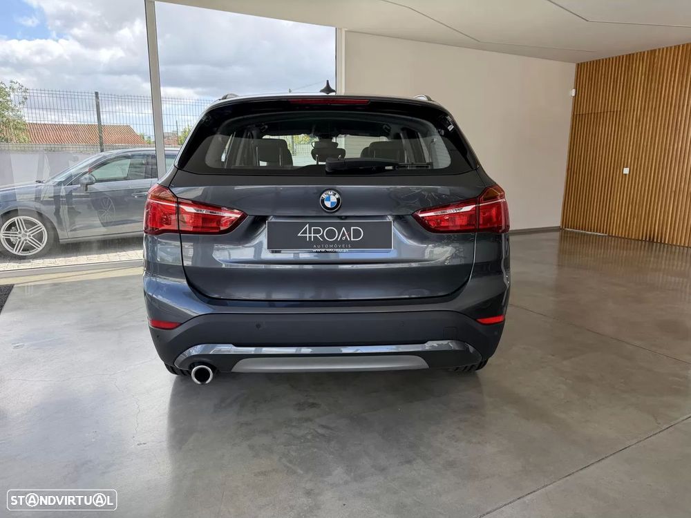 BMW X1 16 d sDrive Line xLine - 21
