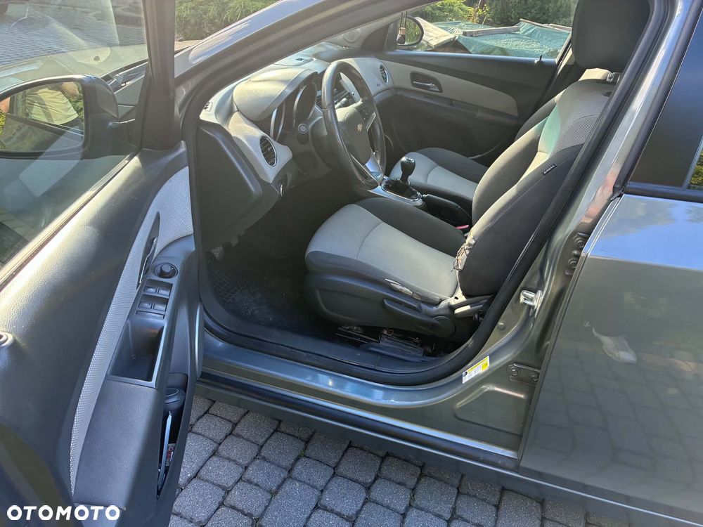Chevrolet Cruze 2.0 VDCi LS - 16