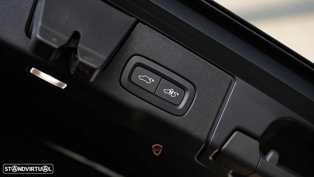 Volvo XC 60 2.0 T8 PHEV Polestar Engineered AWD - 43