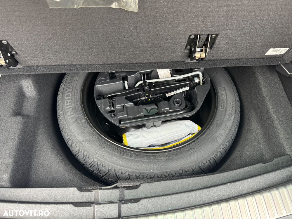 Renault Megane TCe 160 GPF EDC GT LINE - 15