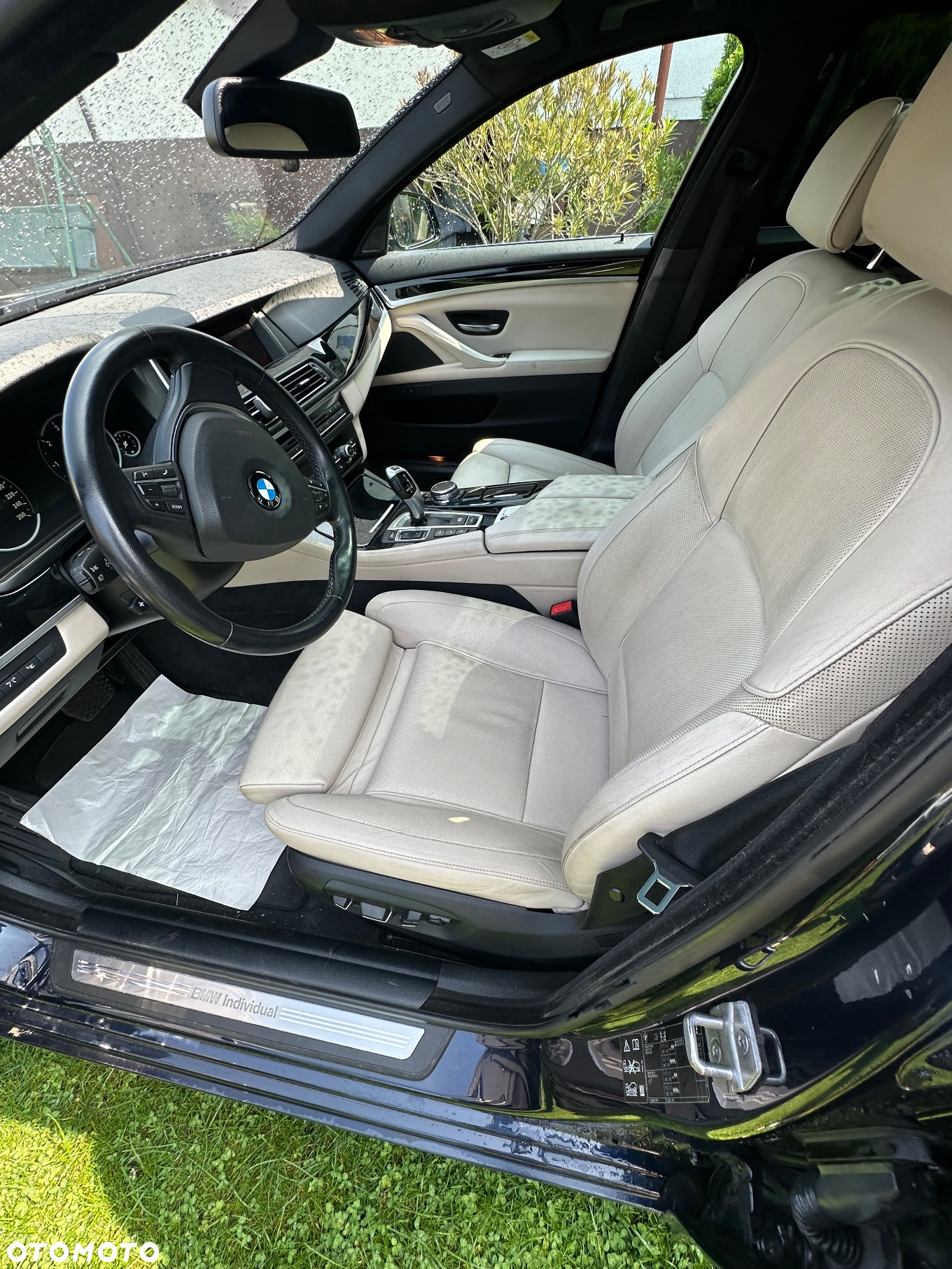 BMW Seria 5 535d xDrive Touring Luxury Line - 32