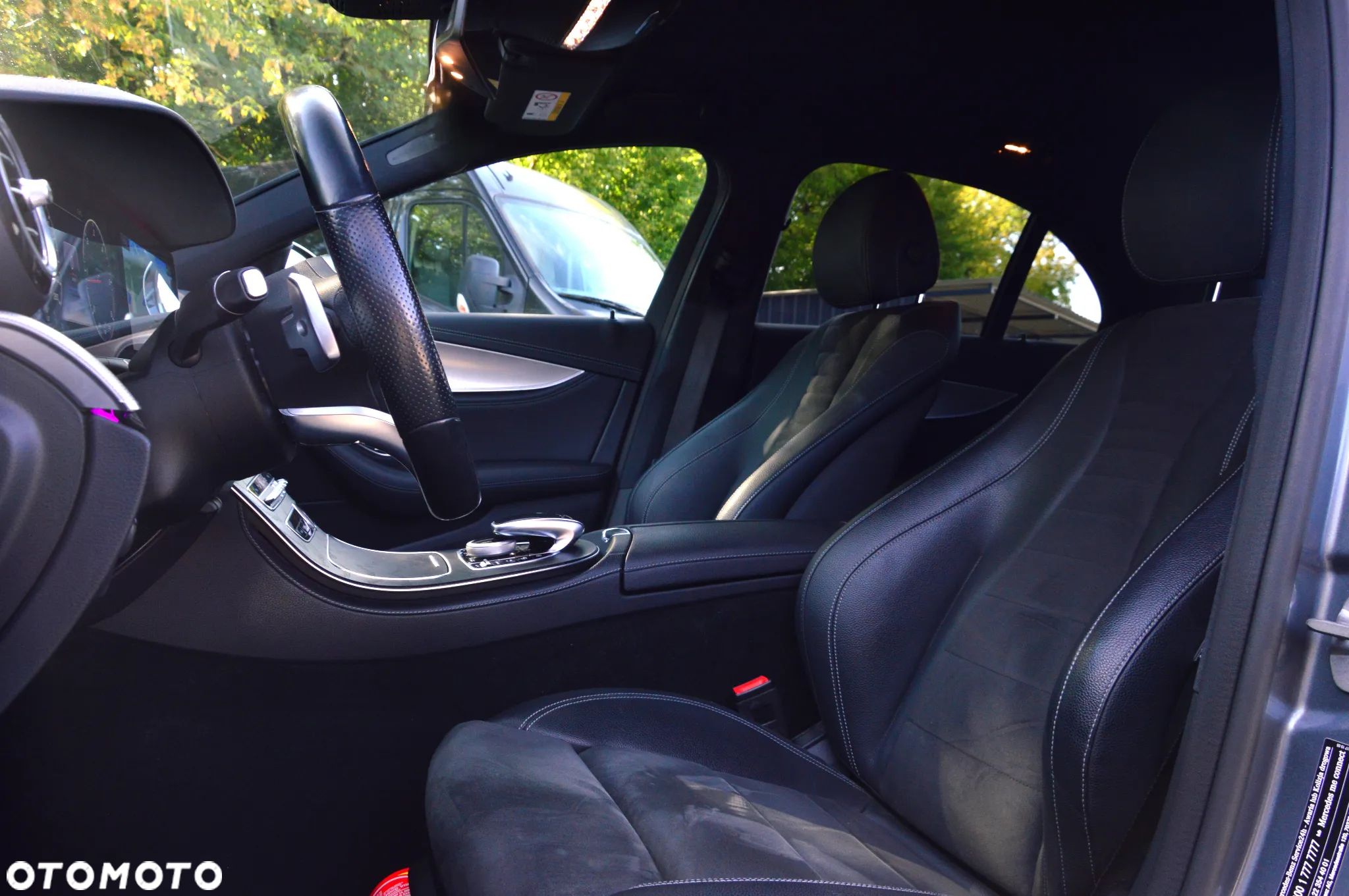 Mercedes-Benz Klasa E 220 d 4-Matic AMG - 11