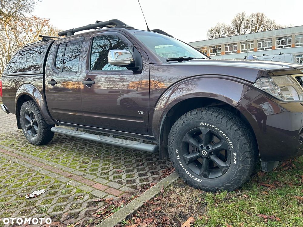 Nissan Navara 3.0 D V6 - 24