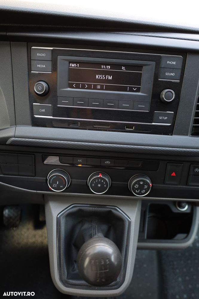 Volkswagen Transporter - 18