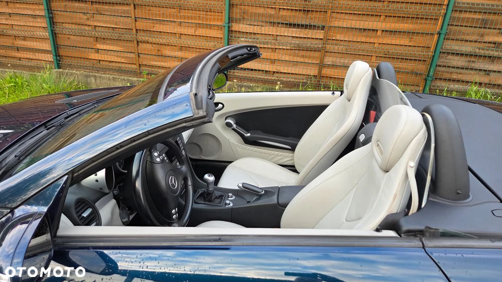 Mercedes-Benz SLK - 12